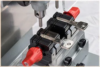 Elite Locksmith Services Perris, CA 951-977-5089 Elite Locksmith Services Perris, CA 951-977-5089 - 11-key-cutting